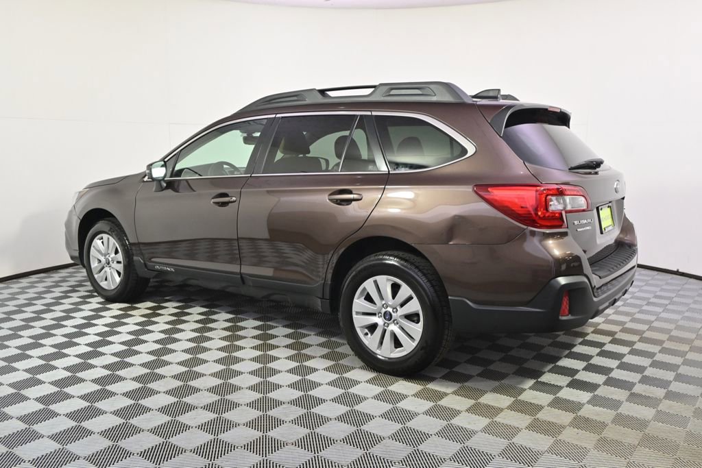 Used 2019 Subaru Outback 2.5i Premium AWD/4WD image 3
