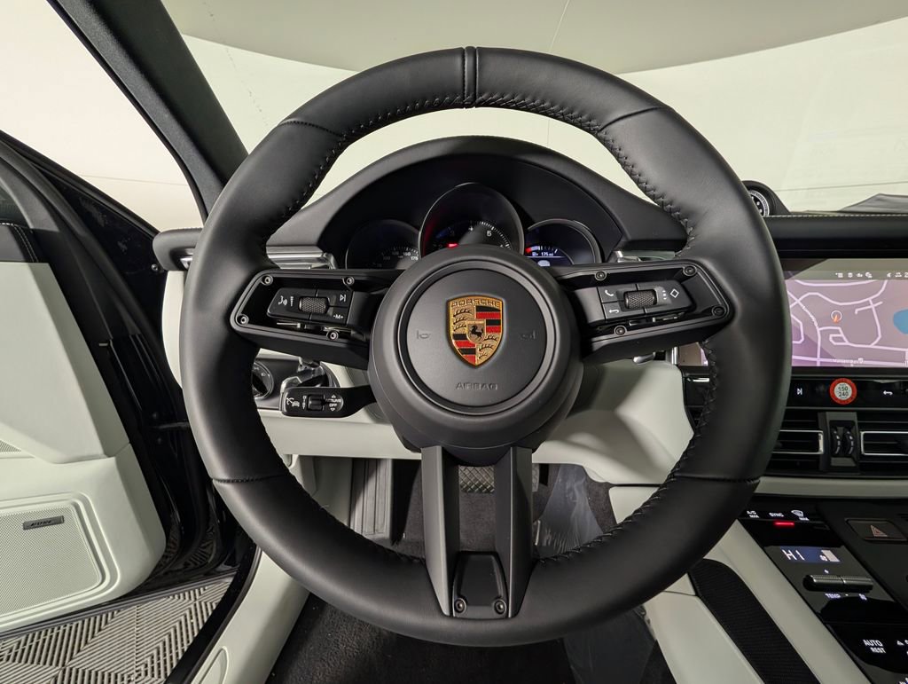 New 2026 Porsche Macan image 37