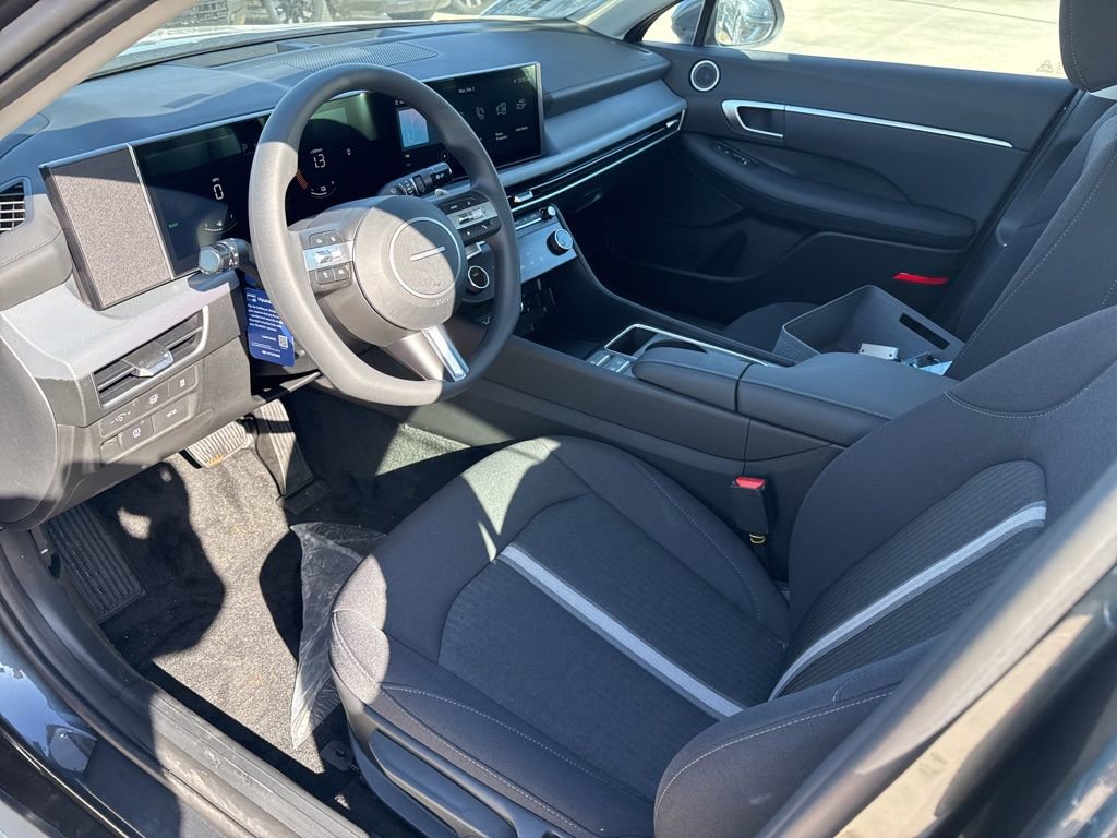 New 2026 Hyundai Sonata Blue image 13