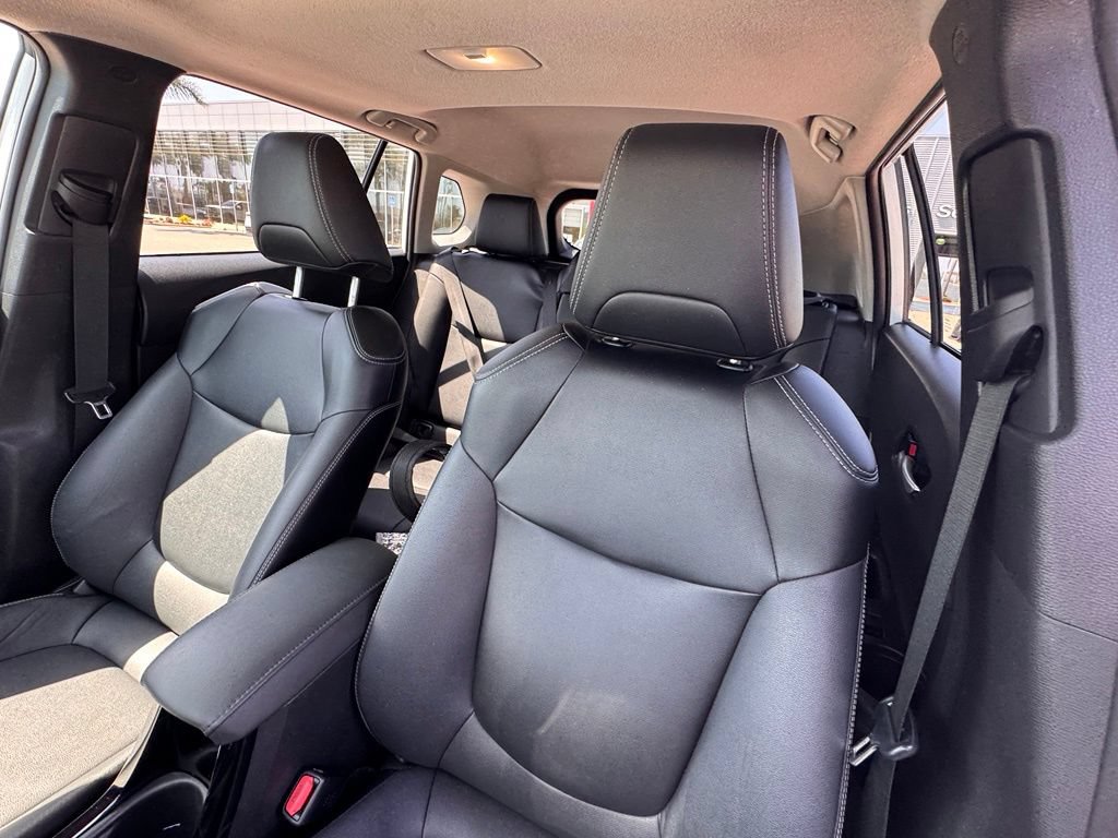 Used 2022 Toyota Corolla Cross XLE AWD/4WD image 12
