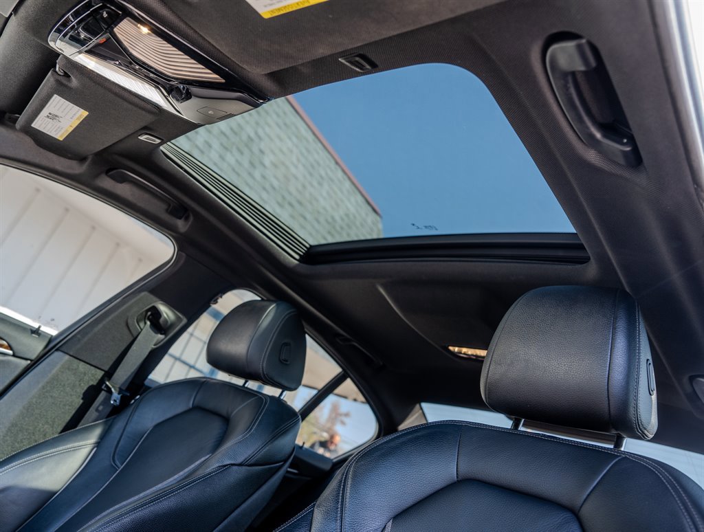 Used 2017 BMW 540i image 29