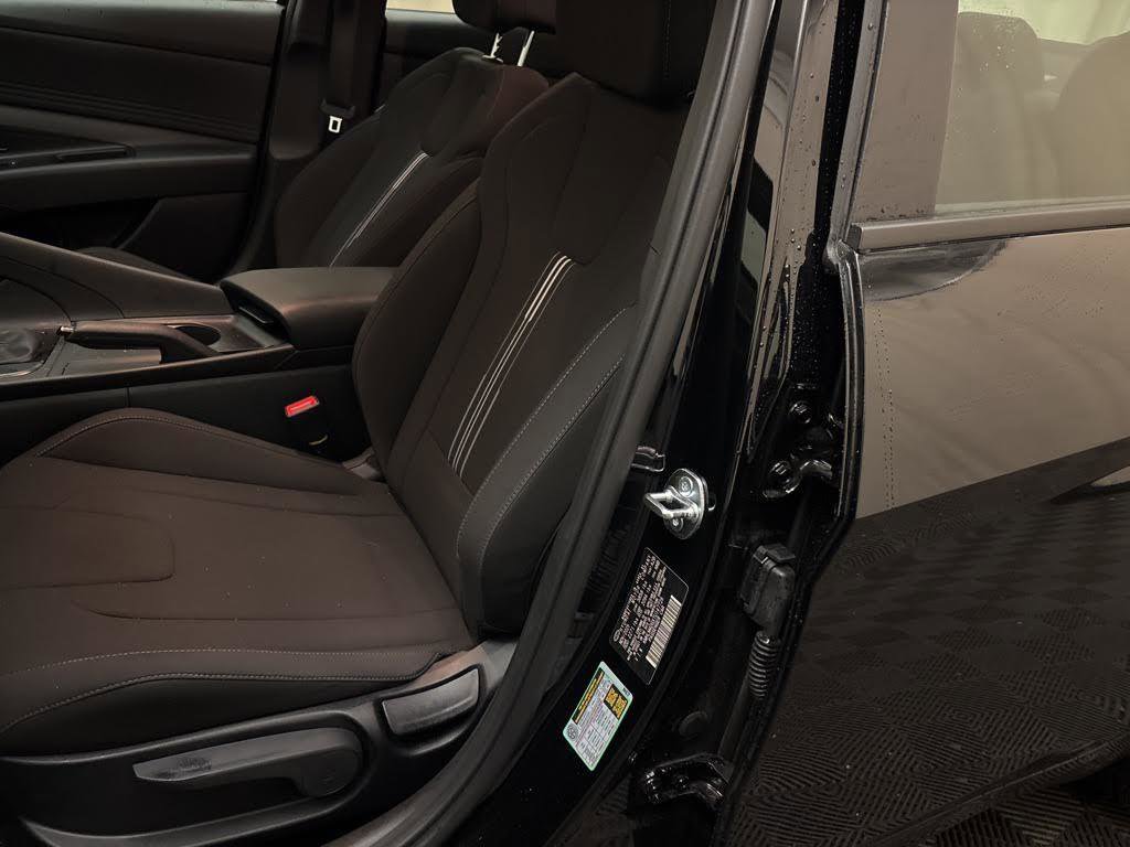 New 2026 Hyundai Elantra SE FWD image 10