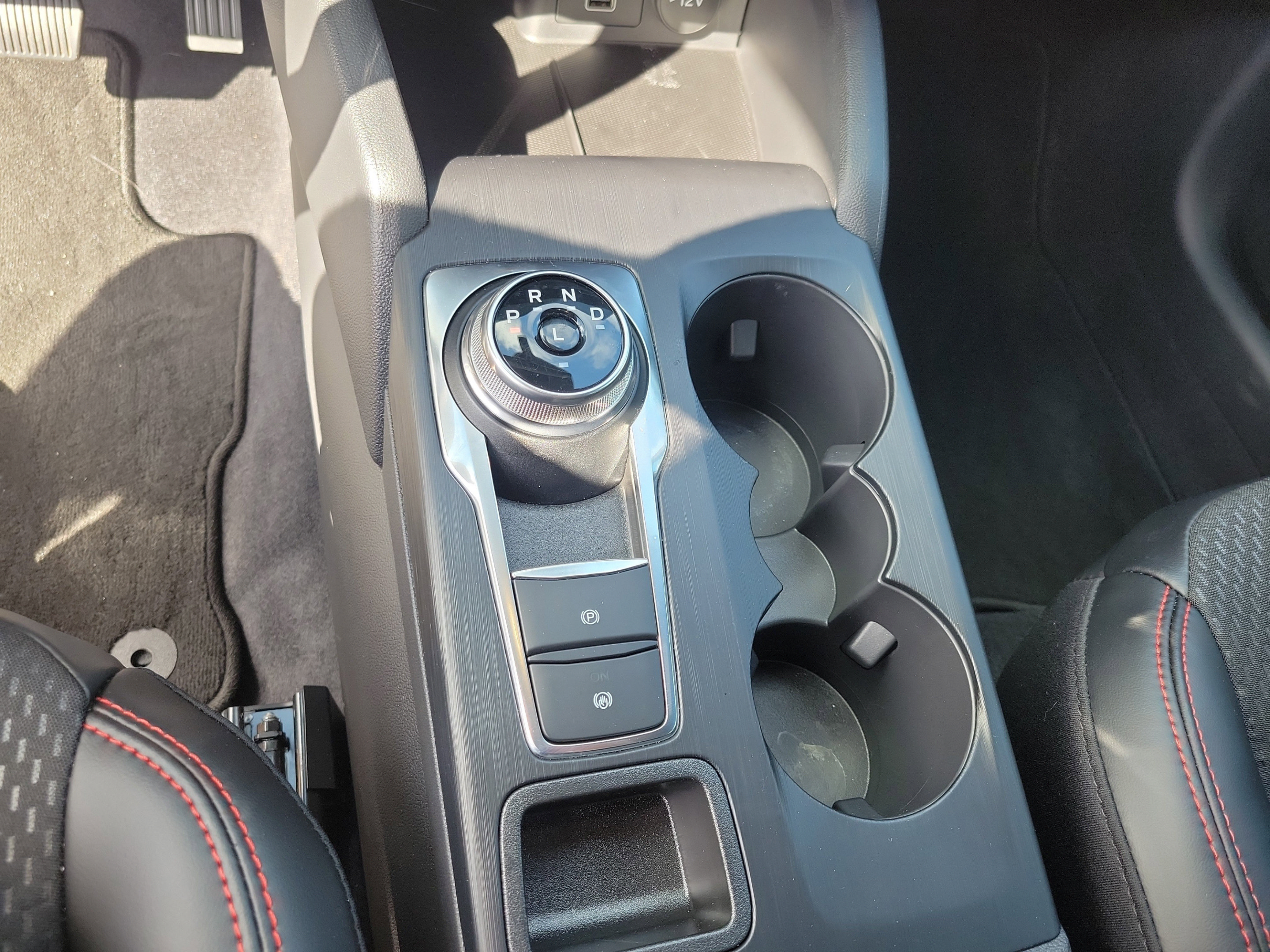 New 2026 Ford Escape ST-Line w/ Tech Pack #1 FWD image 21