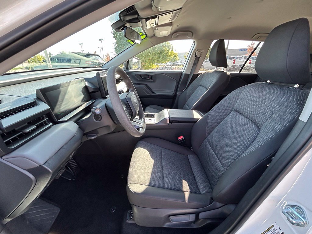 Used 2026 Toyota RAV4 LE AWD/4WD image 12