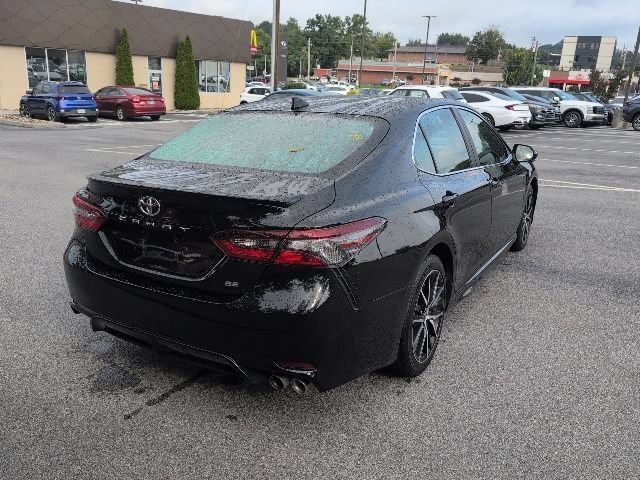 Used 2024 Toyota Camry SE FWD image 8