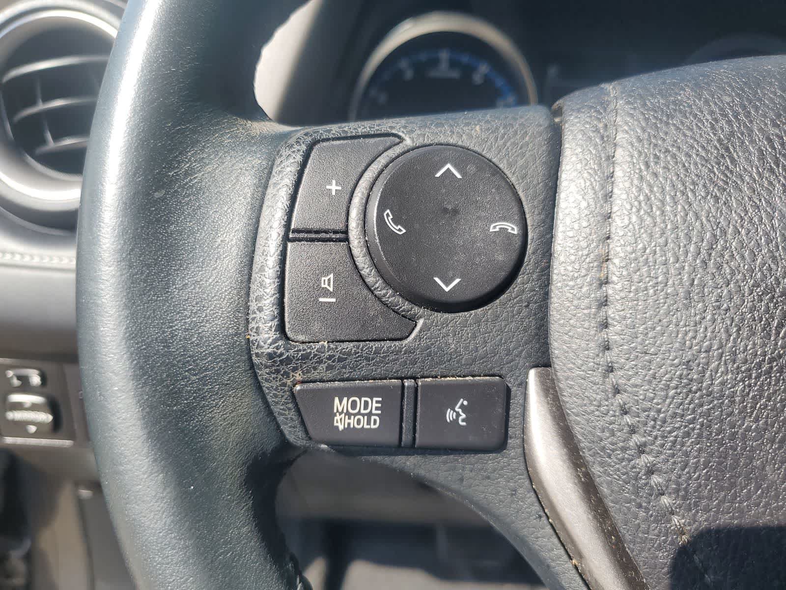 Used 2016 Toyota RAV4 Limited FWD image 20