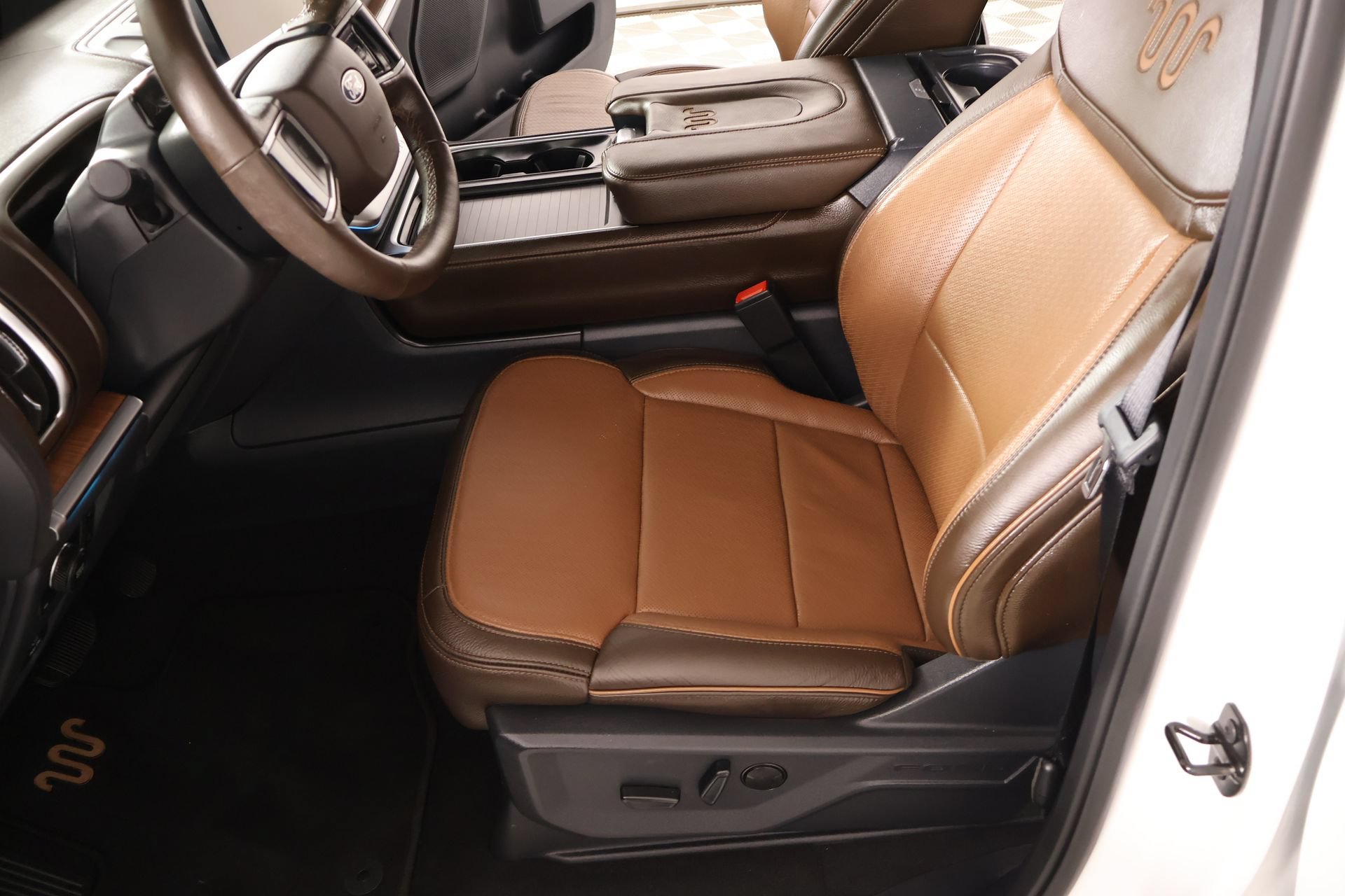 Used 2026 Ford Expedition King Ranch AWD/4WD image 11