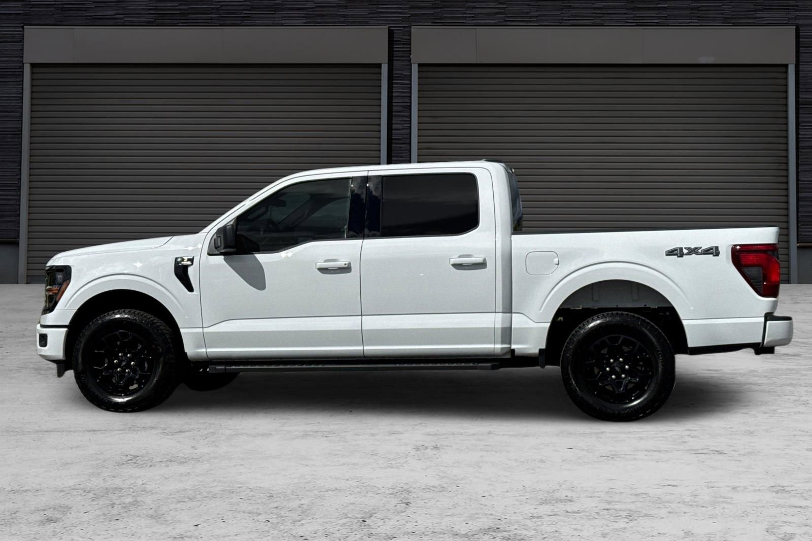 Used 2026 Ford F150 XLT w/ XLT Black Appearance Package image 7