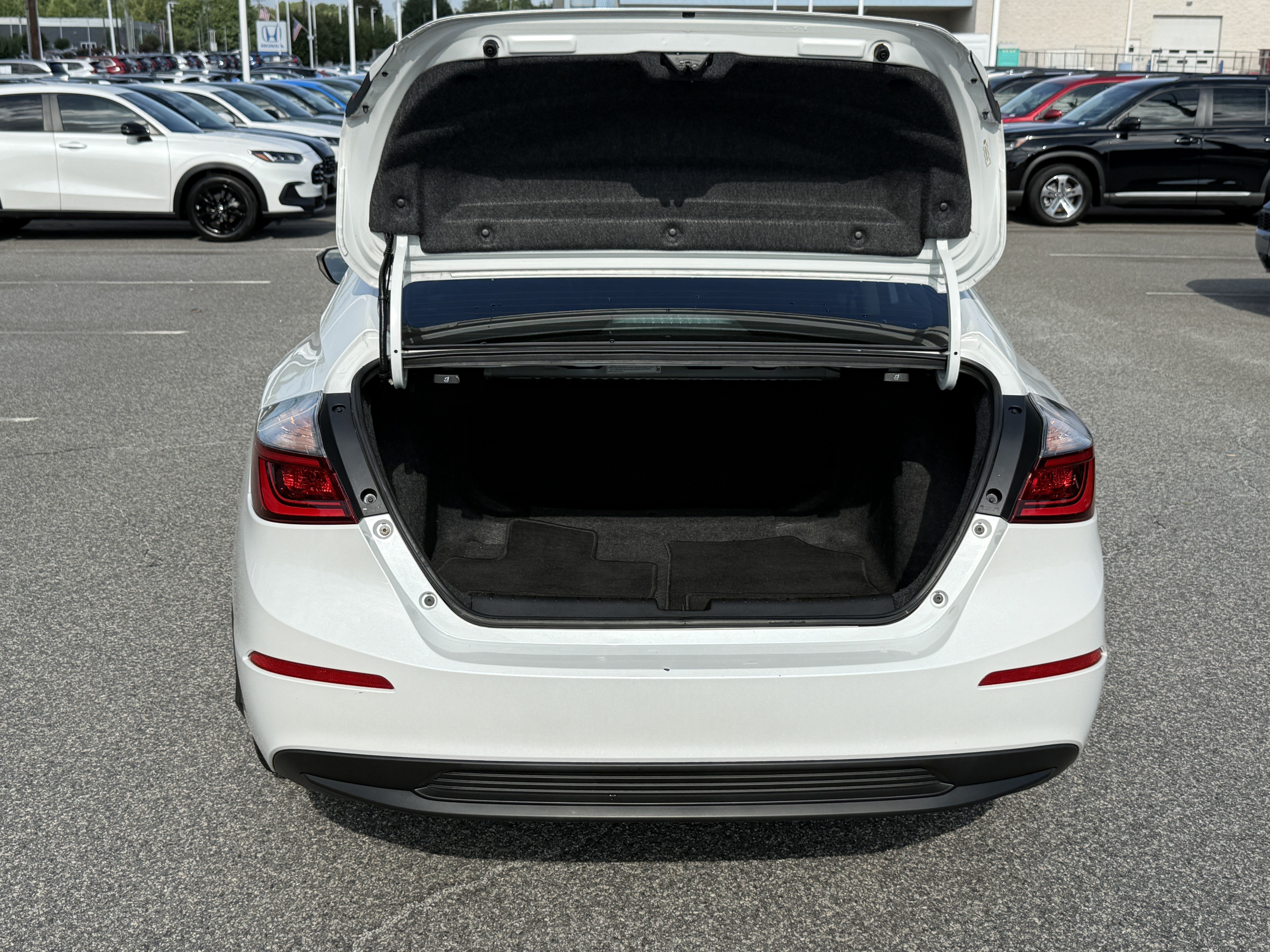 Certified 2022 Honda Insight EX image 32