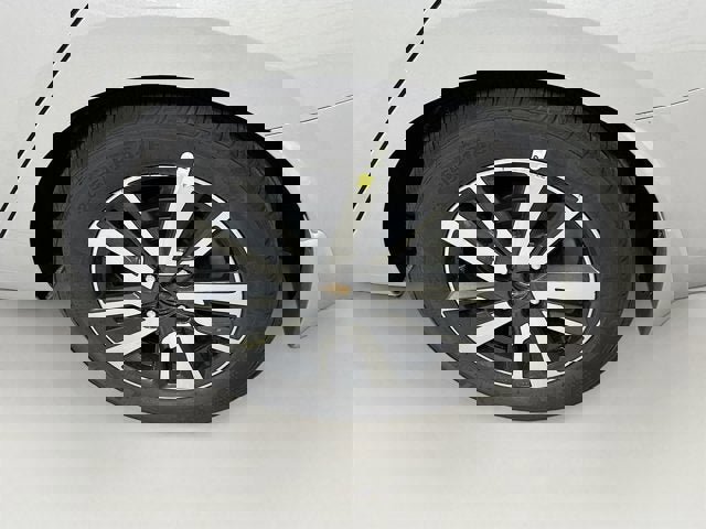 New 2025 Nissan Versa SV w/ Trunk Package image 23