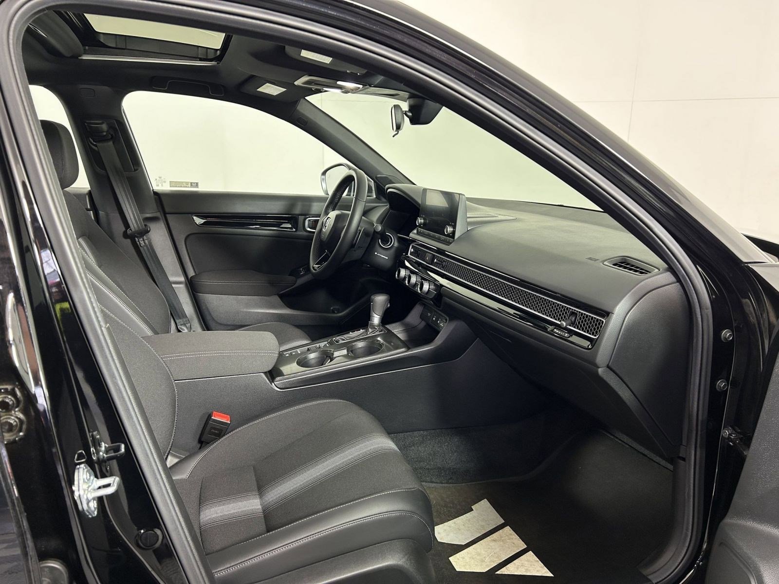 Used 2025 Honda Civic FWD Hybrid Sedan image 23