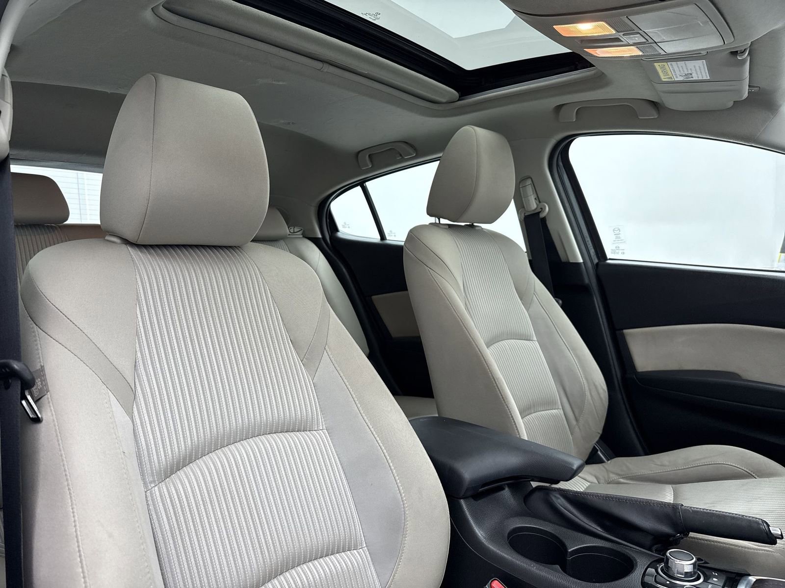 Used 2015 MAZDA MAZDA3 i Touring w/ Technology Package image 30