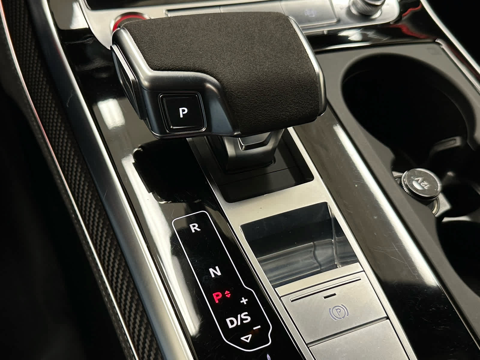 Used 2022 Audi RS Q8 AWD/4WD image 30