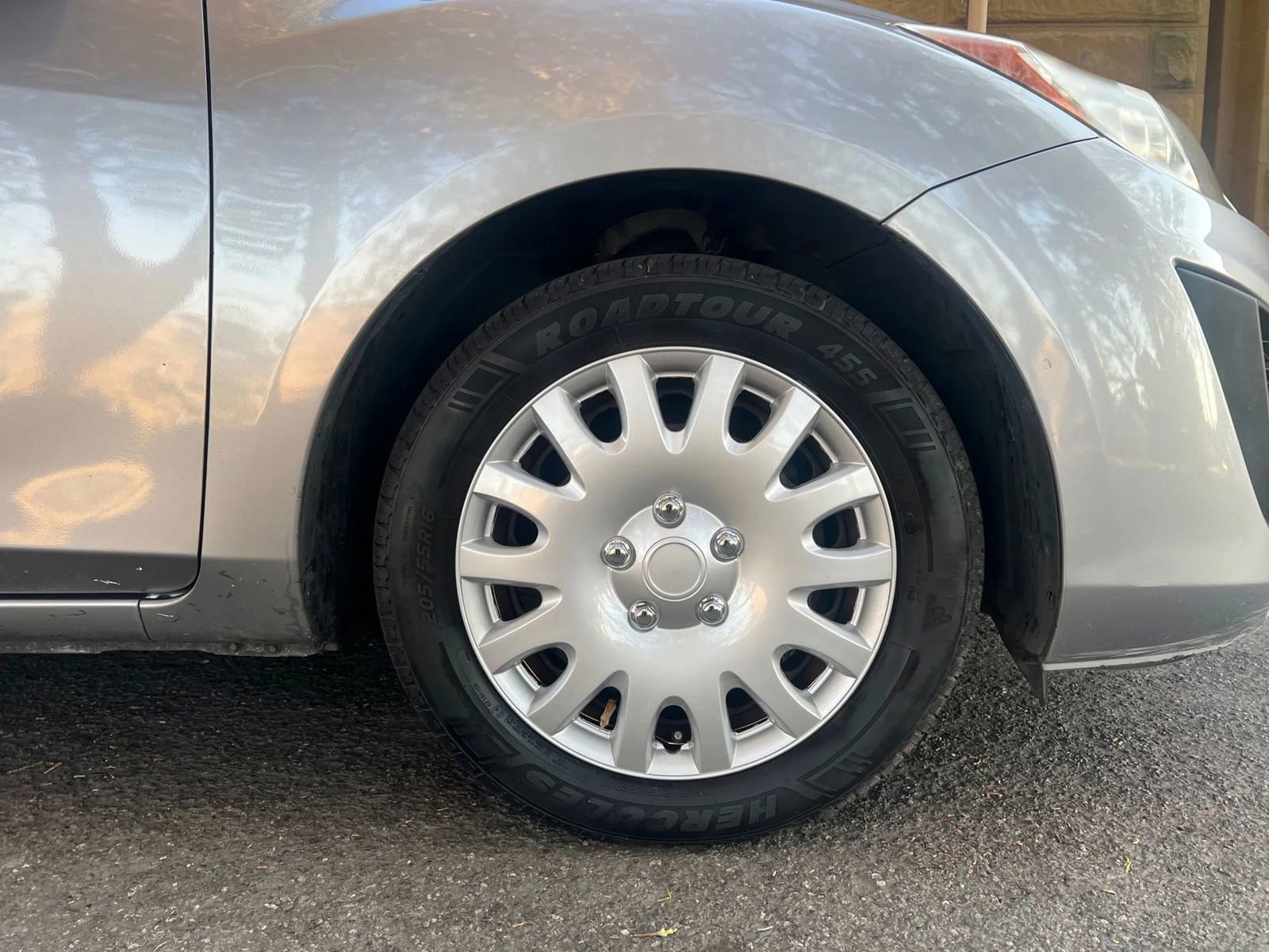 Used 2011 MAZDA MAZDA3 i Sport image 33