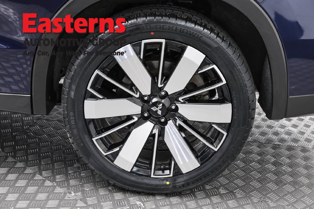 Used 2025 Mitsubishi Outlander SE FWD image 35