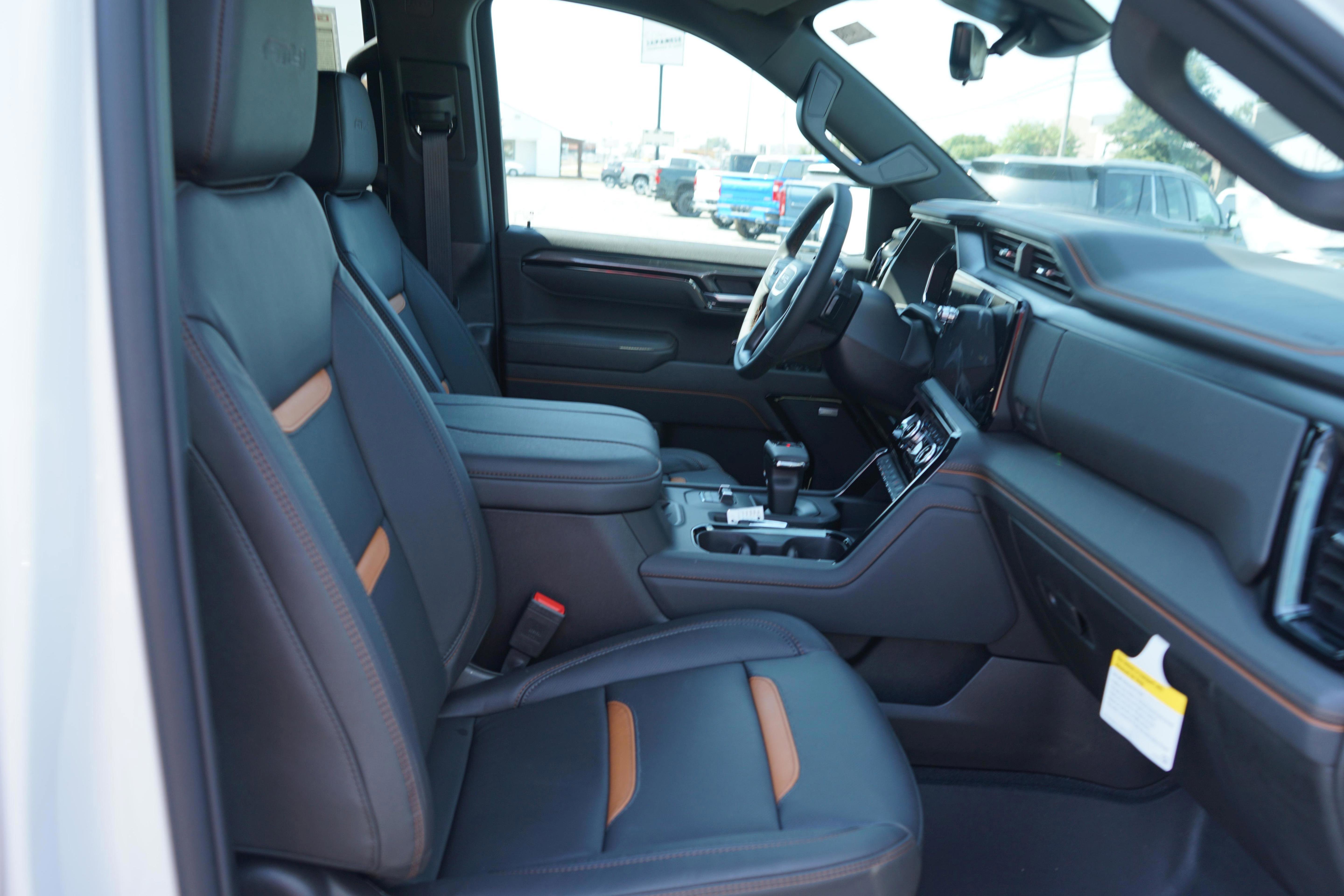 New 2026 GMC Sierra 1500 AT4 w/ Technology Package image 24