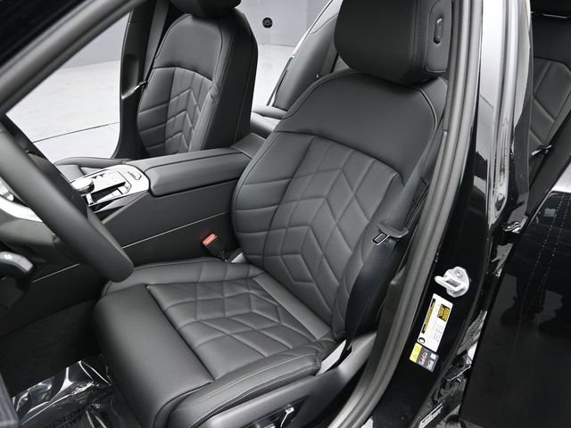 New 2026 BMW i5 eDrive40 RWD image 13