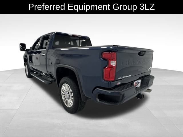 Used 2023 Chevrolet Silverado 2500 High Country w/ Z71 Off-Road Package image 4