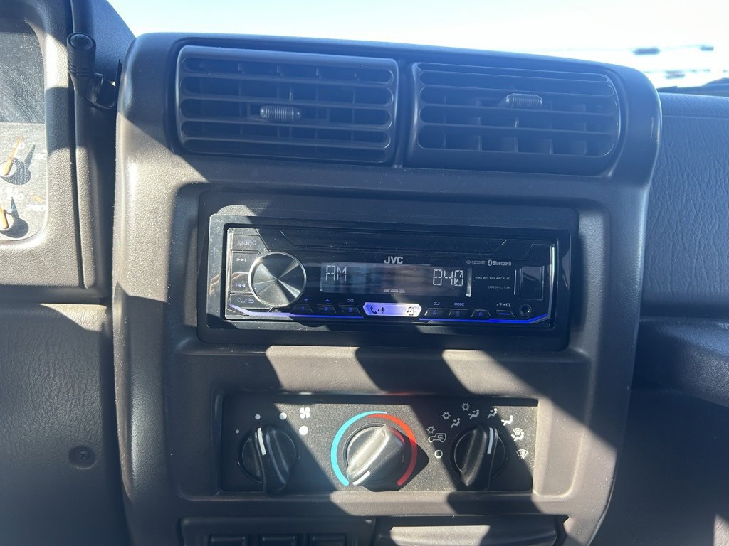 Used 2002 Jeep Wrangler Sport image 19