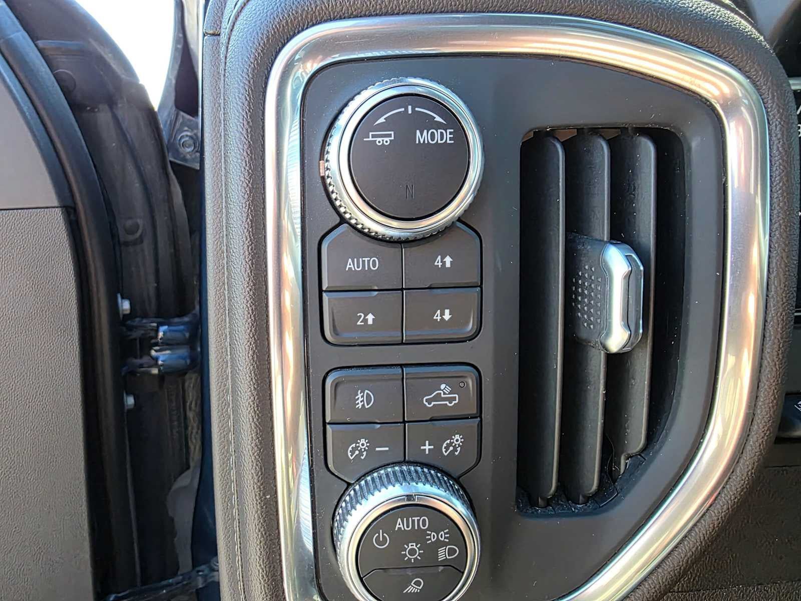 Certified 2021 GMC Sierra 1500 Denali w/ Technology Package AWD/4WD image 24