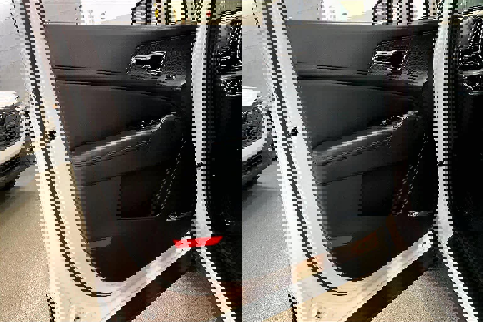 Used 2023 Kia Sportage SX image 22