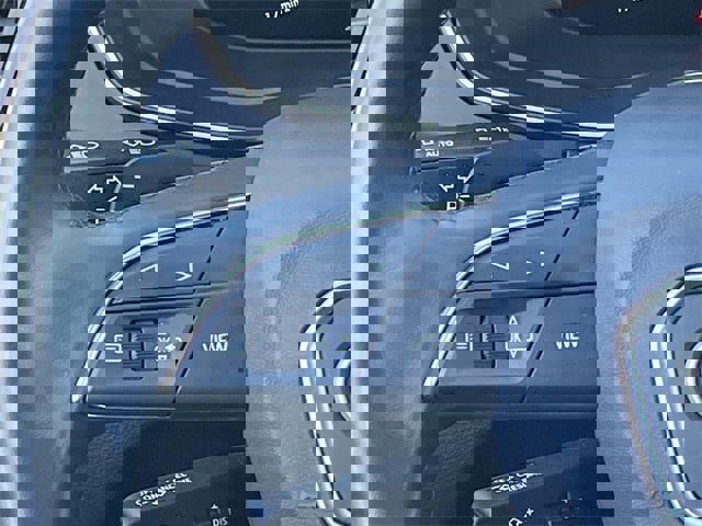 Used 2025 Audi Q5 2.0T Premium image 13