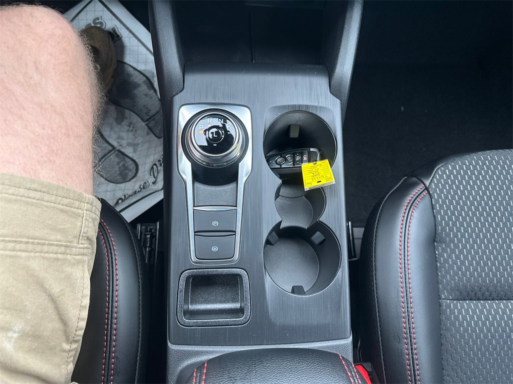 New 2026 Ford Escape ST-Line w/ Tech Pack #1 image 25