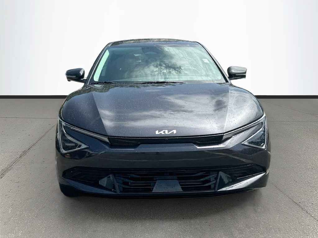 New 2026 Kia EV6 Wind RWD image 2