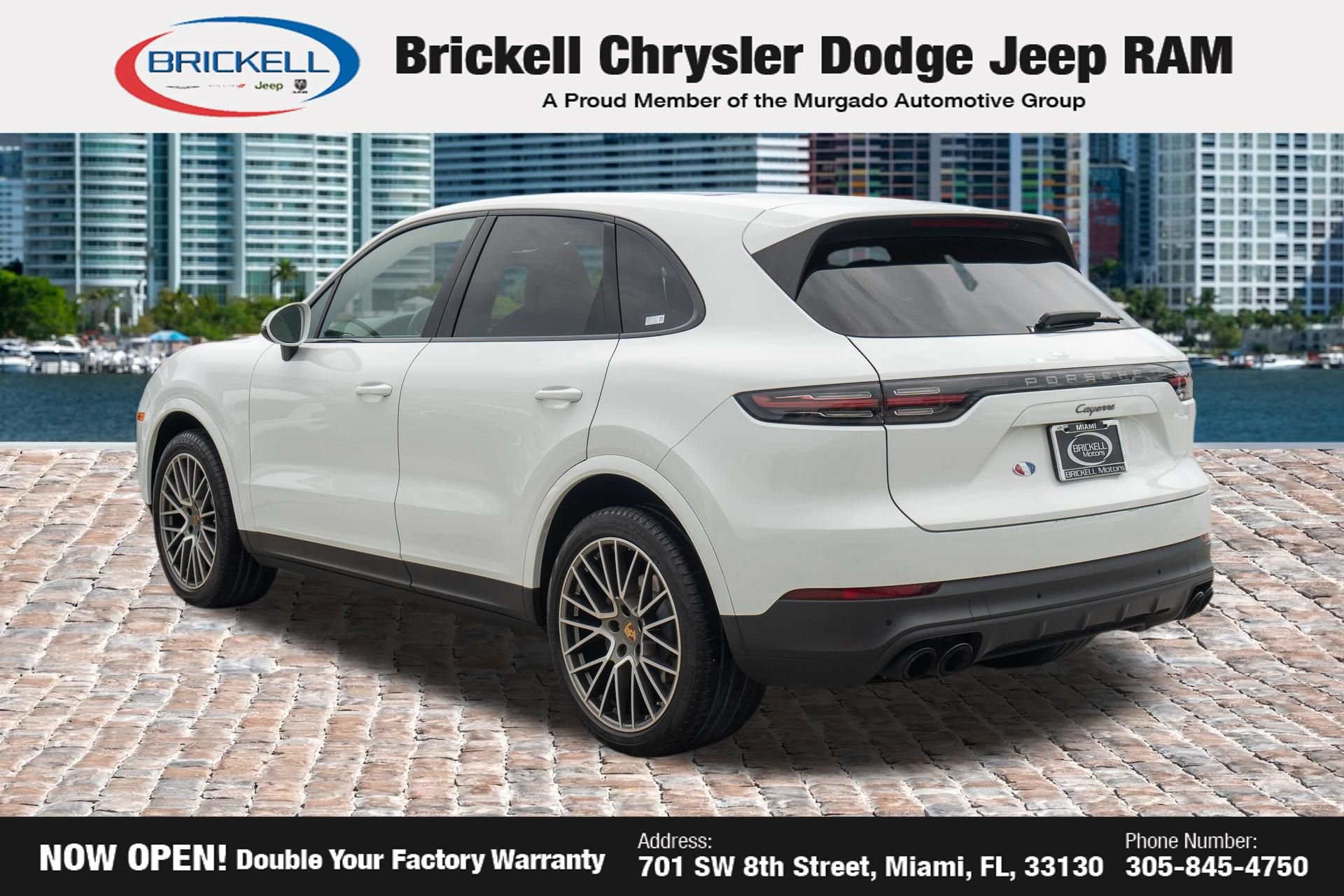 Used 2022 Porsche Cayenne Platinum Edition AWD/4WD image 3