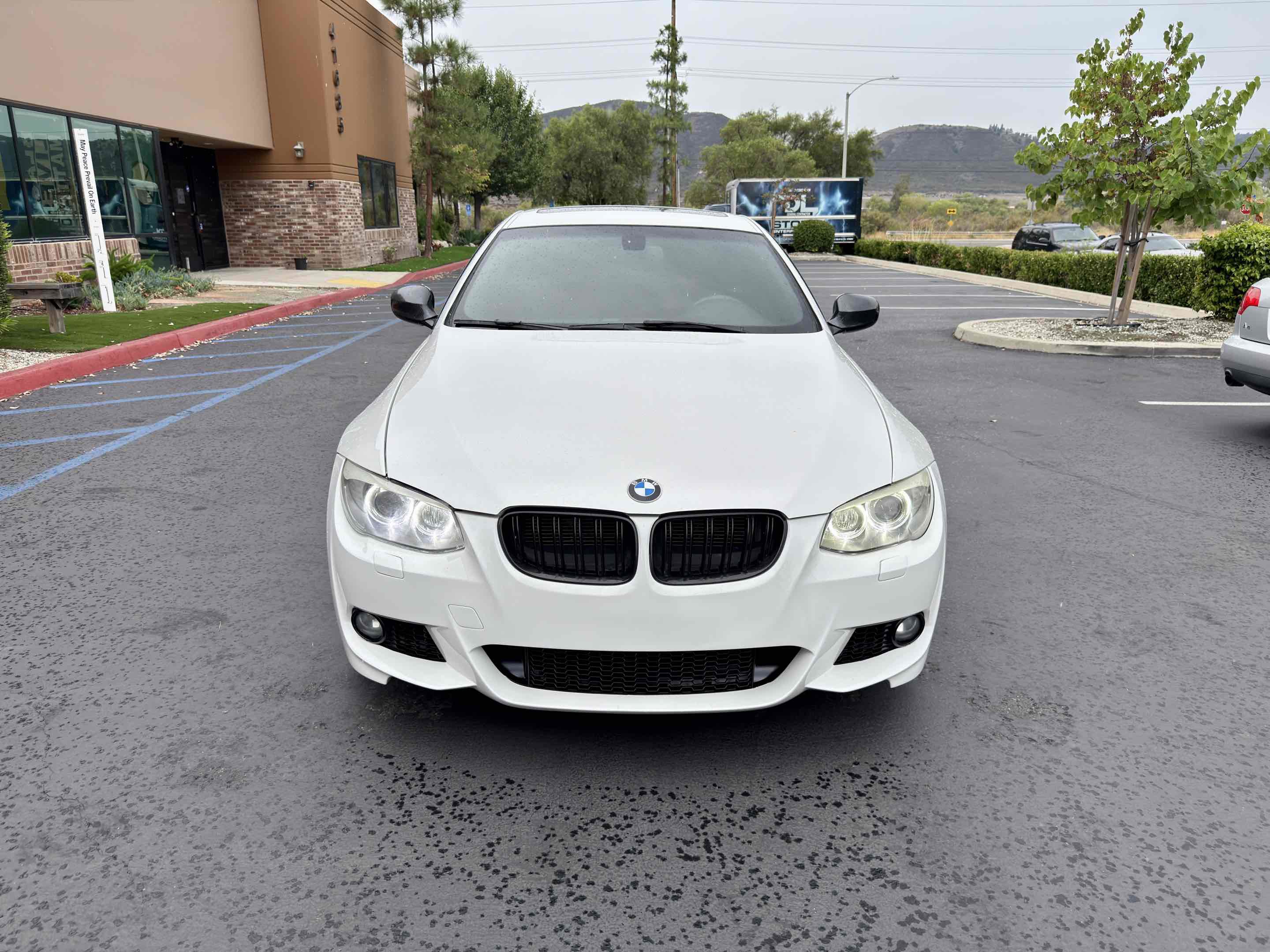 Used 2011 BMW 328i xDrive Coupe image 7