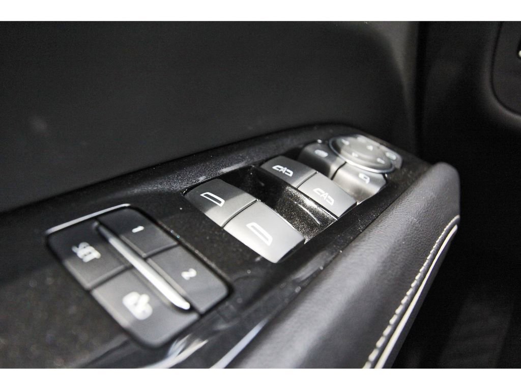 Used 2023 Cadillac Escalade Sport Platinum image 21