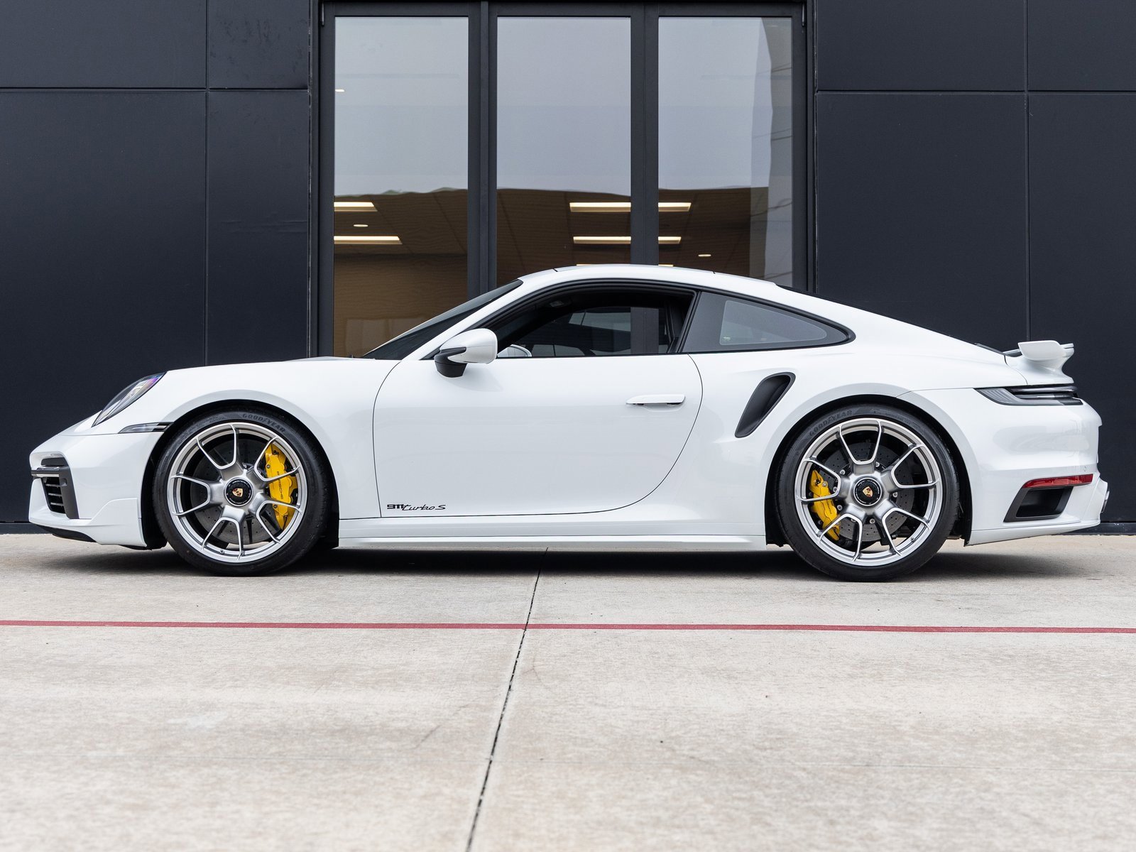 Certified 2022 Porsche 911 Turbo S video 2