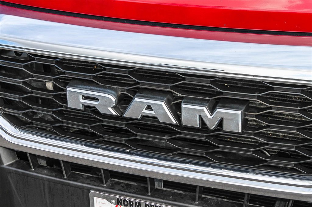 Used 2021 RAM ProMaster 2500 w/ Premium Appearance Group image 6