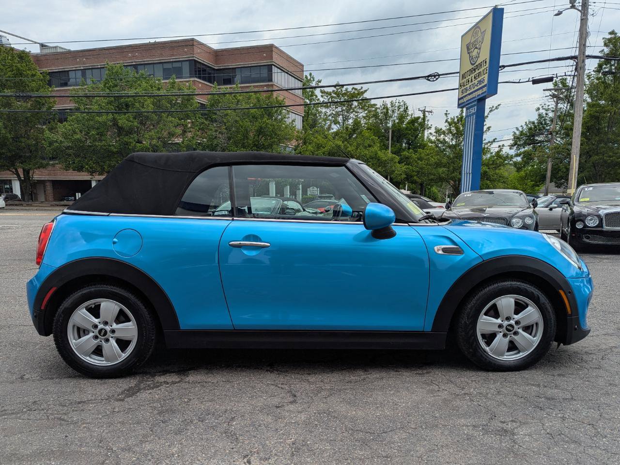 Used 2018 MINI Cooper Convertible FWD image 6