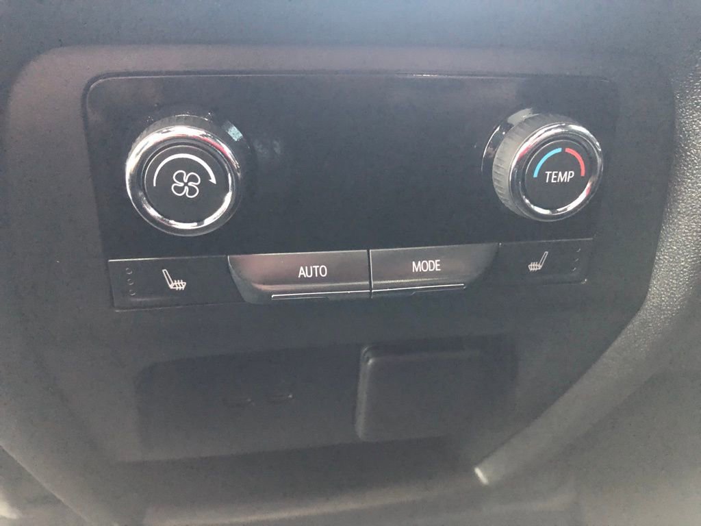 Used 2024 Chevrolet Traverse RS image 15