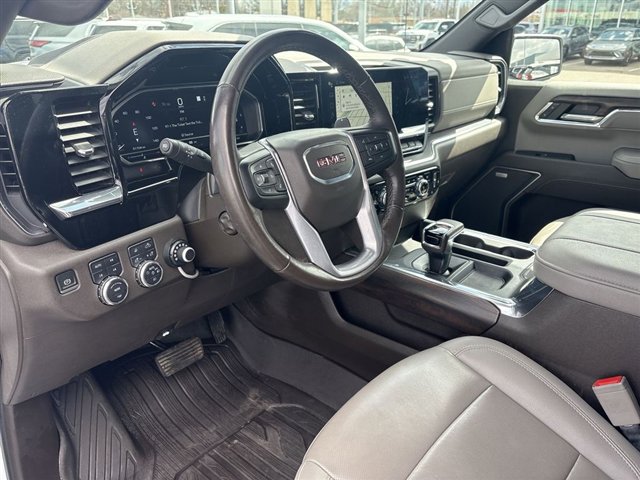 Used 2023 GMC Sierra 1500 SLT w/ SLT Premium Package image 10
