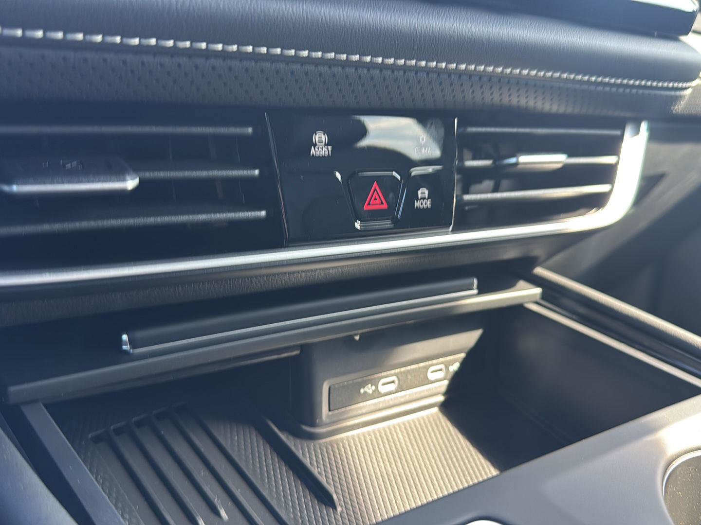 New 2026 Volkswagen Atlas Cross Sport SE image 18