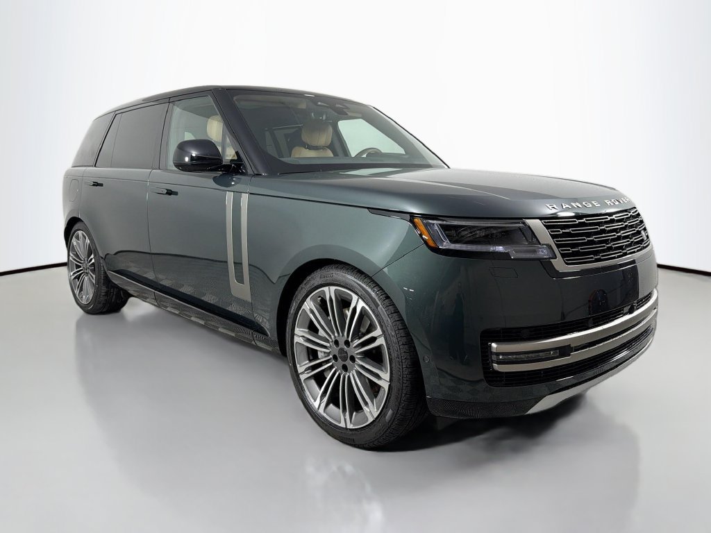 New 2026 Land Rover Range Rover Long Wheelbase SE AWD/4WD image 3