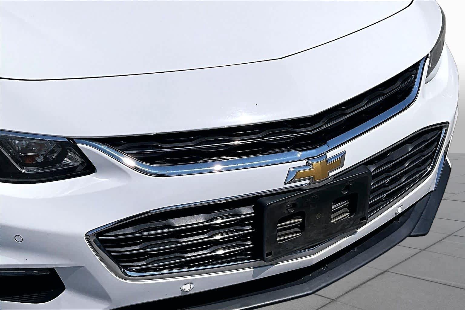 Used 2018 Chevrolet Malibu LT w/ Leather Package FWD image 31
