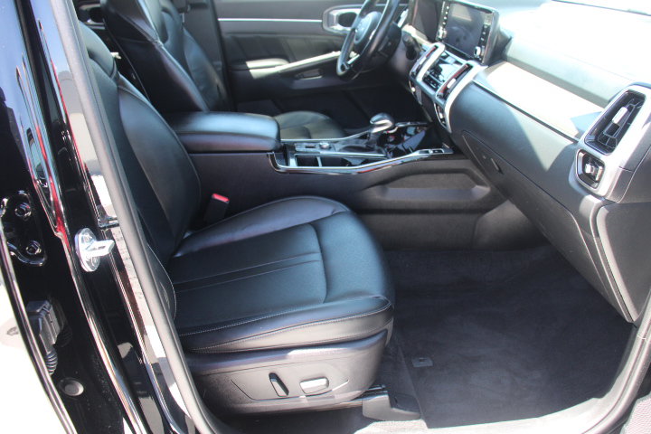 Used 2022 Kia Sorento SX FWD image 19
