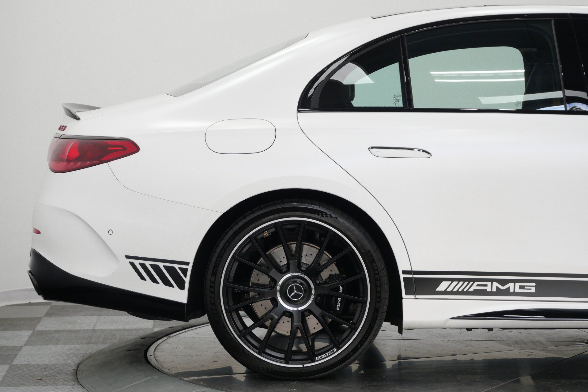 Used 2025 Mercedes-Benz E 53 AMG e 4MATIC Sedan image 48