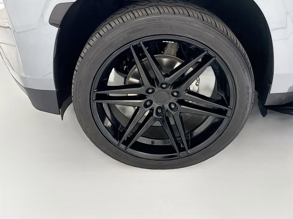 Used 2022 Chevrolet Tahoe RST w/ Luxury Package image 29