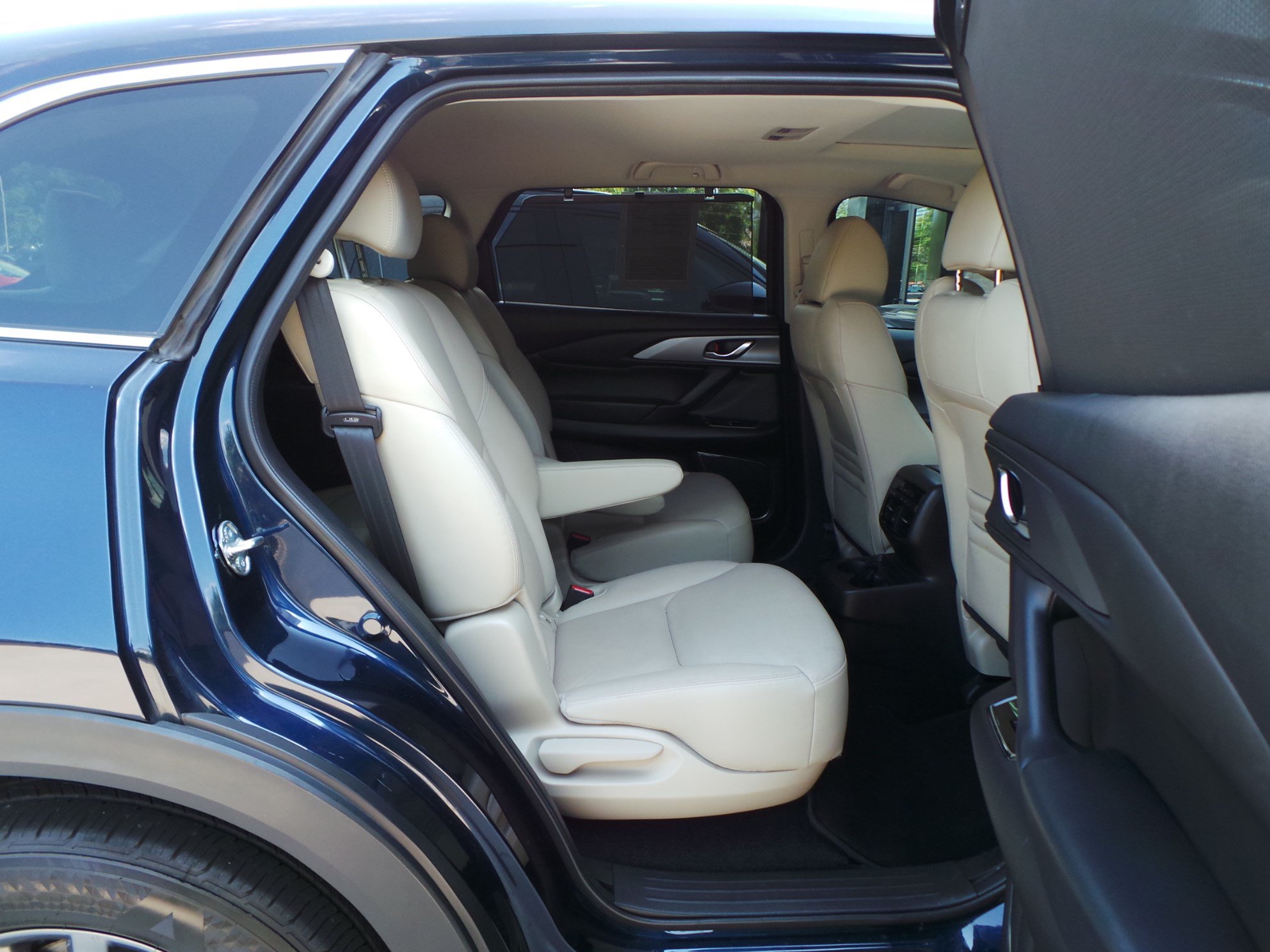 Used 2020 MAZDA CX-9 Touring w/ Touring Premium Package FWD image 35