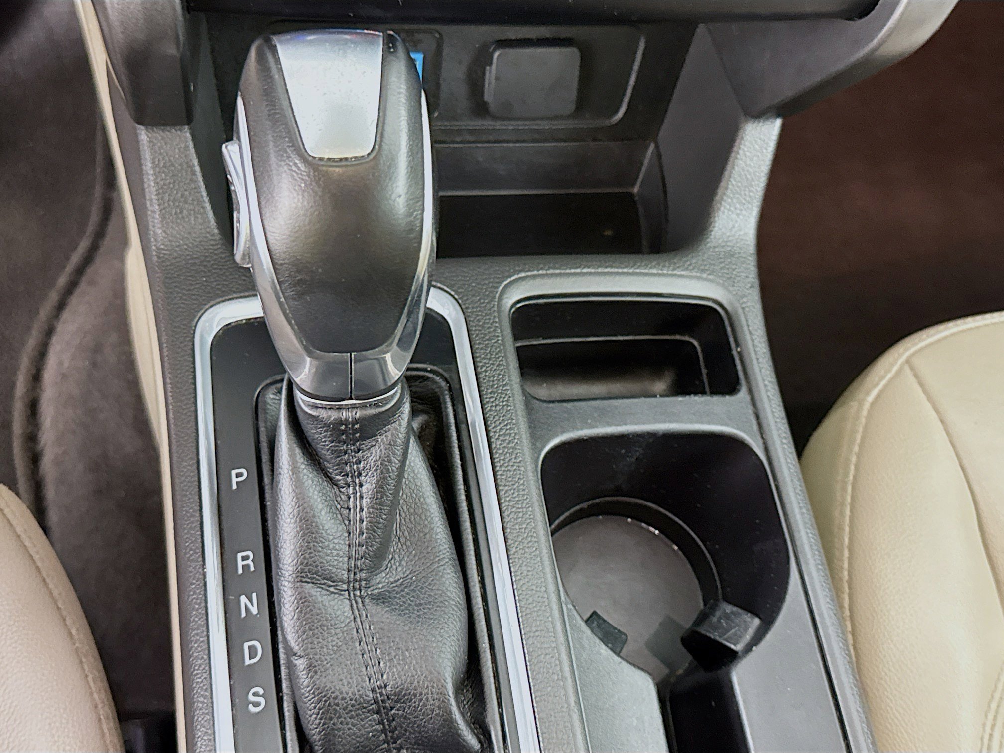 Used 2018 Ford Escape SEL FWD image 19