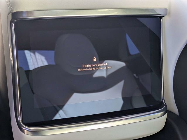 Used 2021 Tesla Model S Plaid image 14