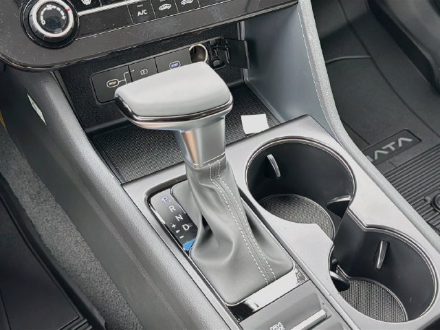 New 2027 Hyundai Sonata SE FWD image 16