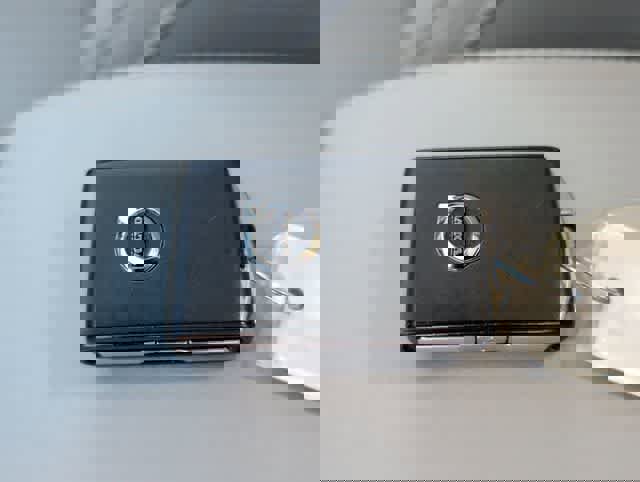 Used 2021 Volvo XC40 T5 Momentum w/ Protection Package Premier image 33