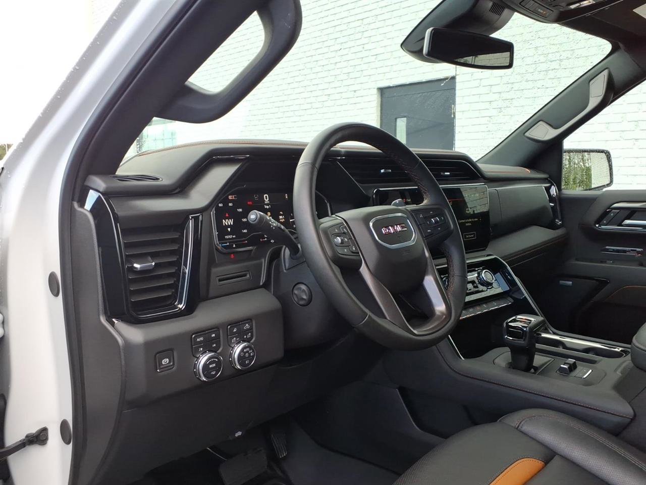 Used 2025 GMC Sierra 1500 AT4 AWD/4WD image 5