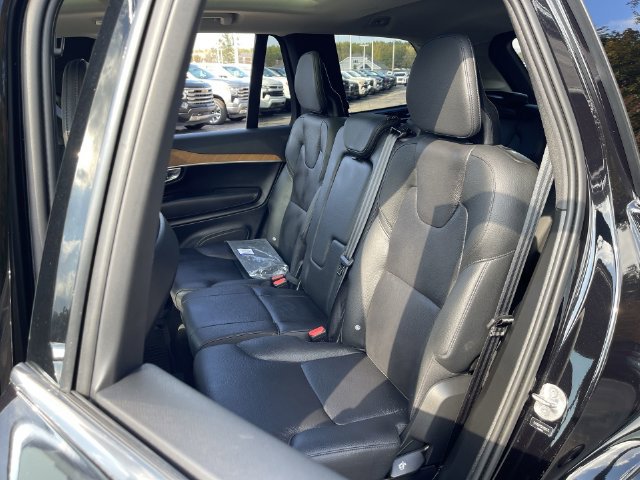 Used 2024 Volvo XC90 B6 Plus AWD/4WD image 25