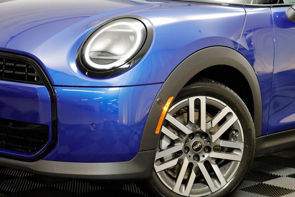 New 2026 MINI Cooper 2-Door Hardtop FWD image 4